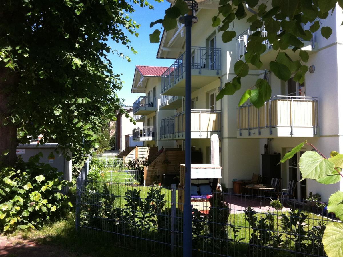 Modern 2-Room Apartment in Graal-Muritz with Garden Exterior foto