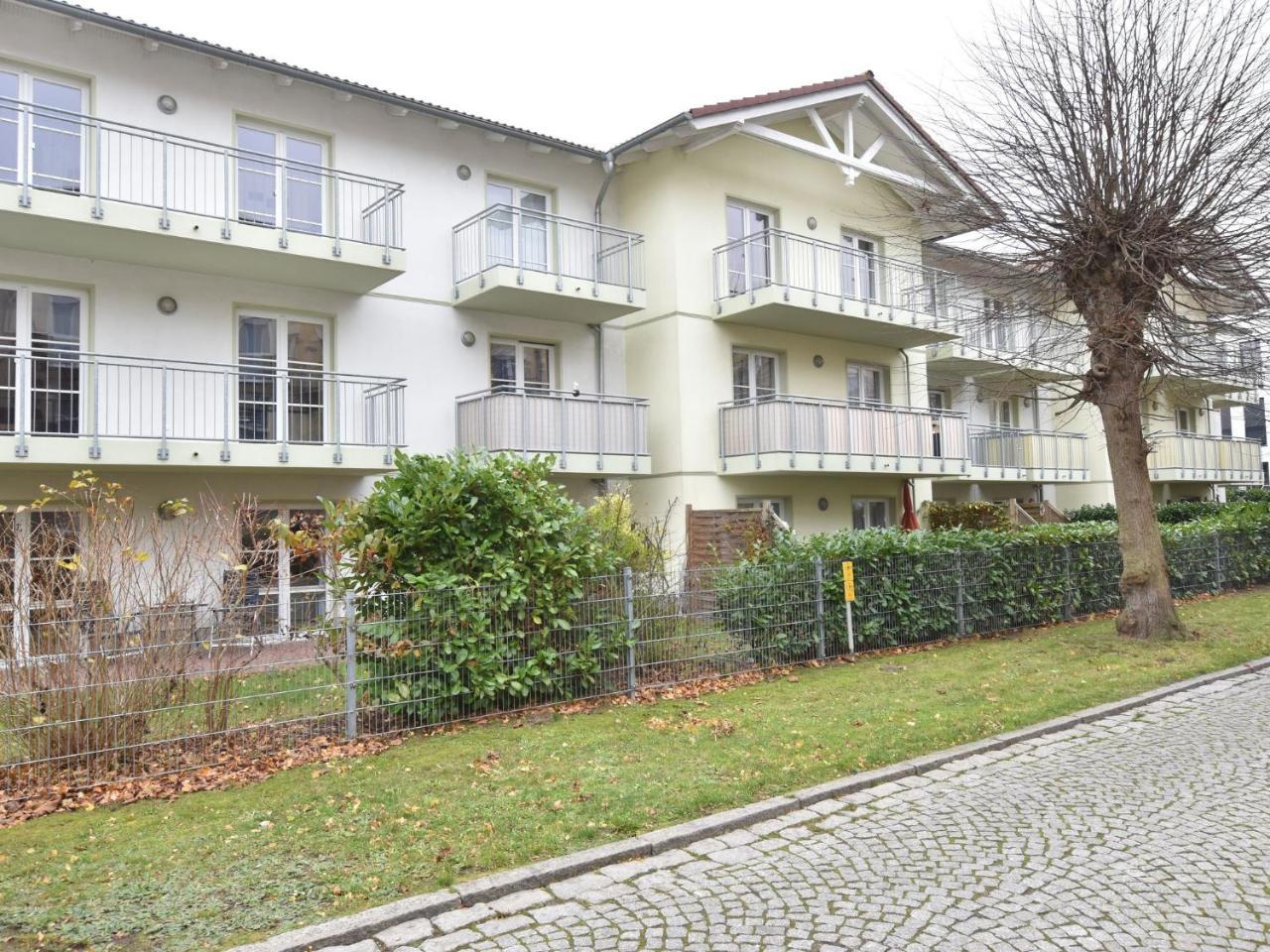 Modern 2-Room Apartment in Graal-Muritz with Garden Exterior foto